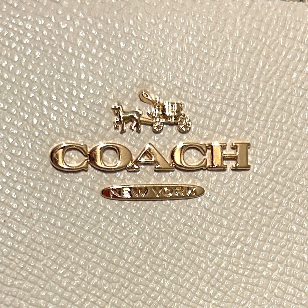 NWT Coach Cream Mini Christie Carryall  Bag - Convertible Three Style Straps. - Picture 11 of 15